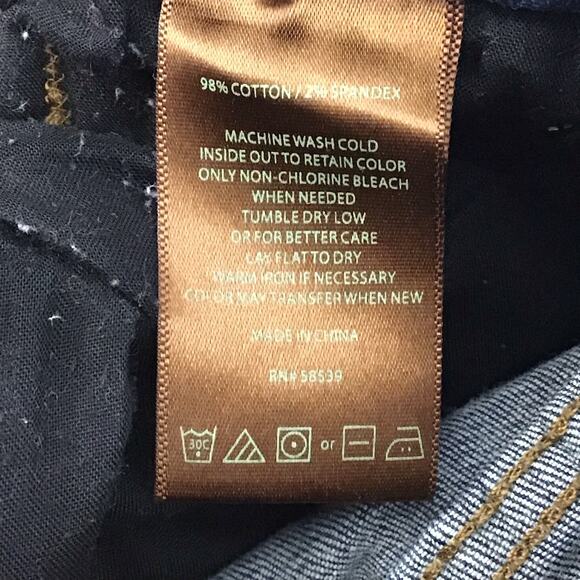 Kut from the Kloth Mid Rise Straight Slim Leg Classic Blue Rinse Jeans sz 4 x 30 - Picture 8 of 11